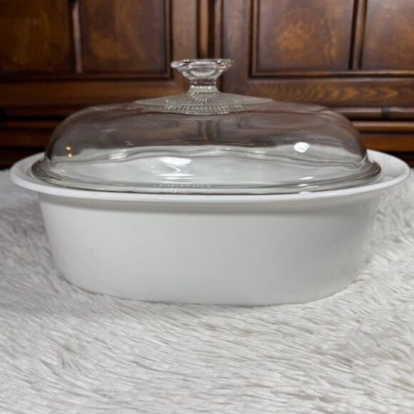 Vintage CorningWare French White Oval 2.5qt Baking Dish with Lid C-225-B - Picture 2 of 14